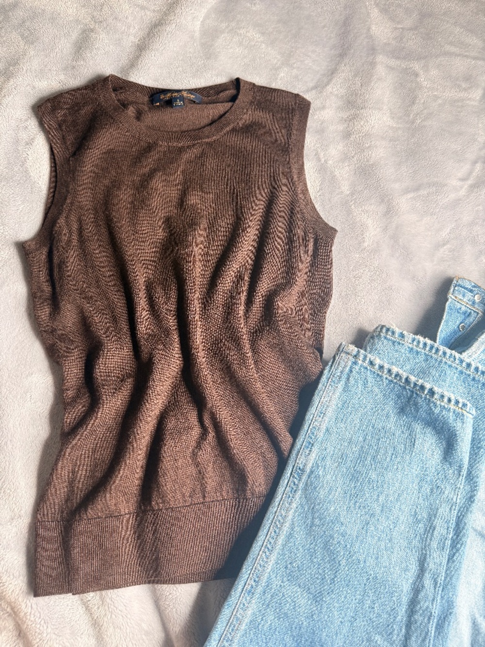 Brooks Brothers Women’s S 100% Merino Wool Brown Sleeveless Sweater Vest